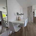 Light & Cozy Family - Near Basanavicius Street & Concert Hall - Balcony, No22 Palanga