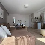 Light & Cozy Family - Near Basanavicius Street & Concert Hall - Balcony, No22 Apartamento Palanga
