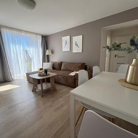 Light & Cozy Family - Near Basanavicius Street & Concert Hall - Balcony, No22 아파트